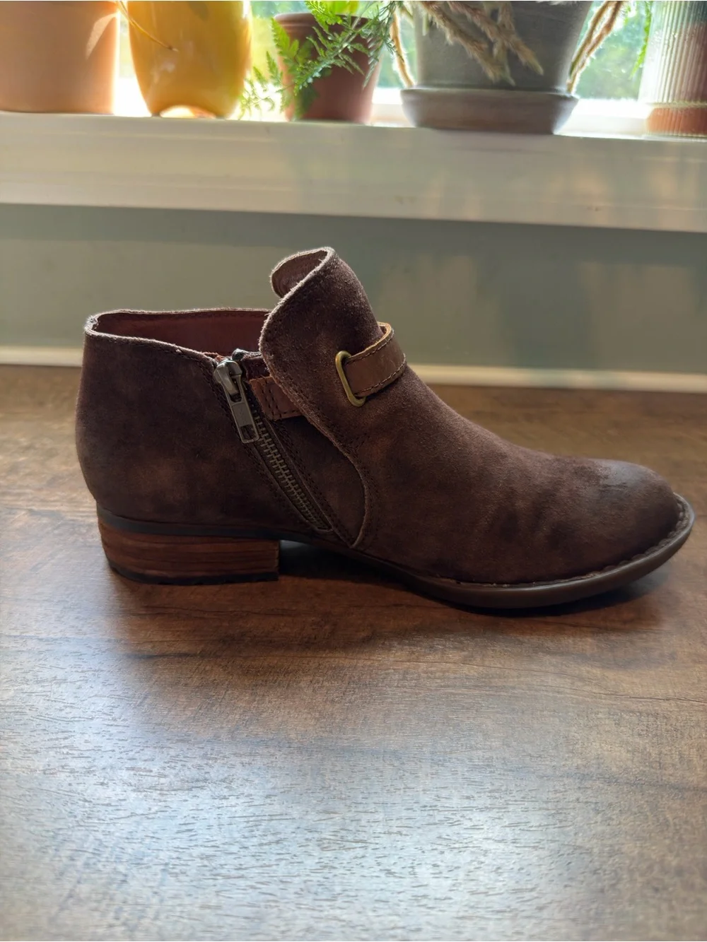 Born Brown Suede Ankle Boots Side Zip Buckle Strap Round Toe Women US 8 M